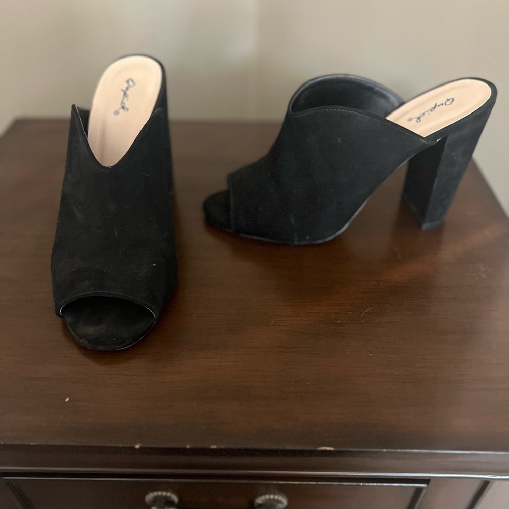 Black booty heels